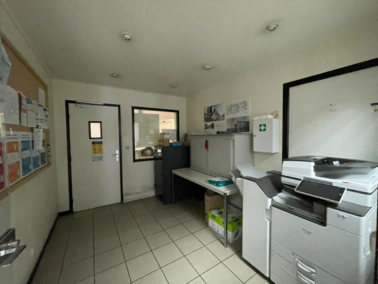 Local d'activité Lesquin 700m² Location local d'activité Lesquin Nord OLACT2419789 9